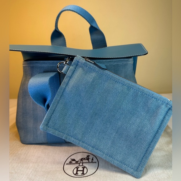 Hermes Valparaiso PM Bag Blue Chevron Canvas Blue Leather Details Bag Pouch COA - Picture 3 of 17